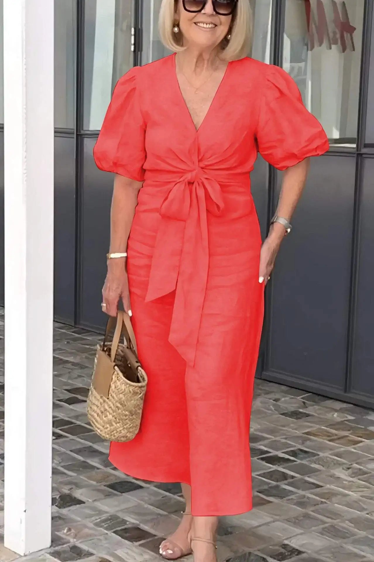 Natasha - Robe Élégante avec Décolleté en V