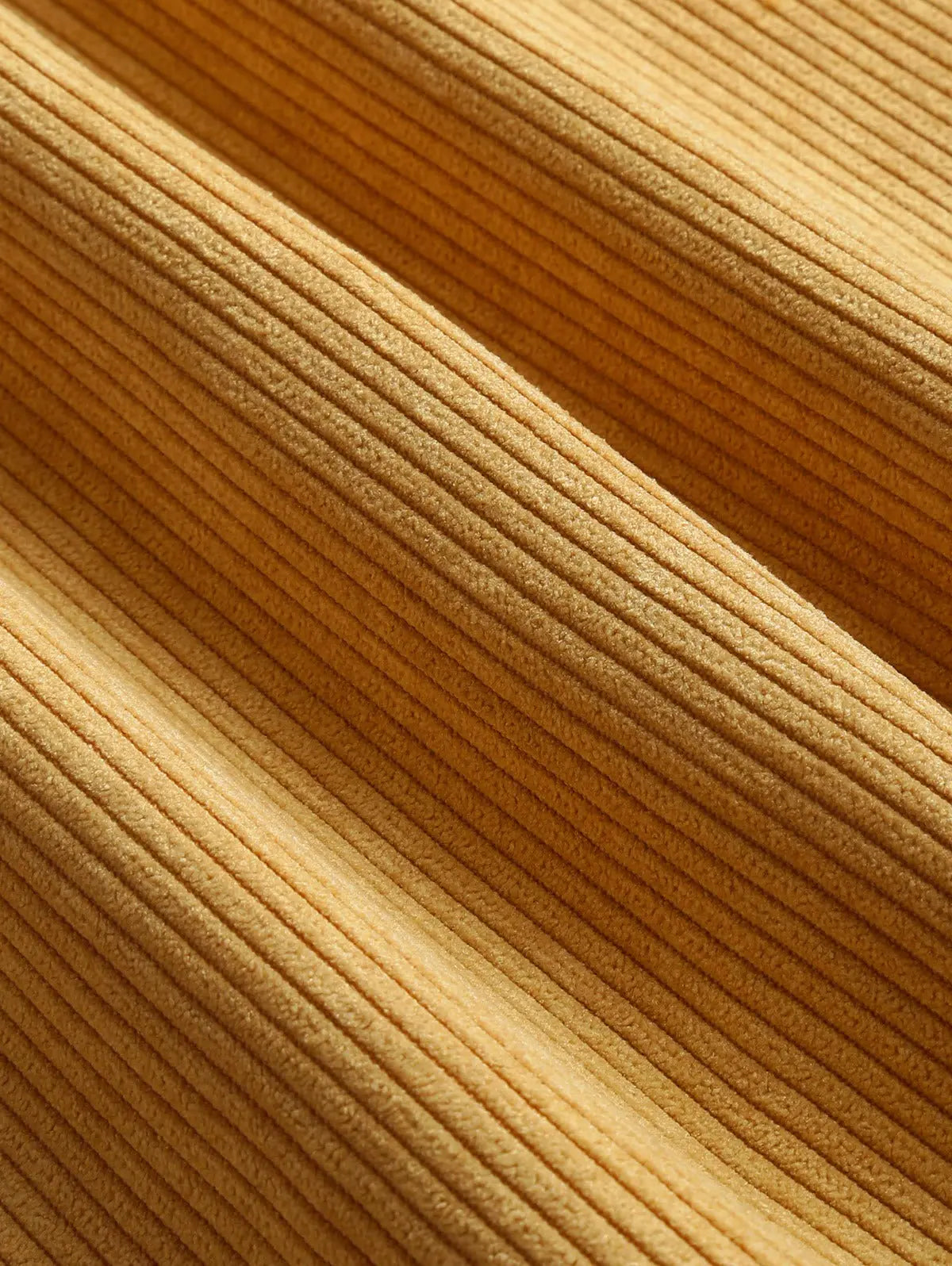 Luca | Style Chaud et Intemporel